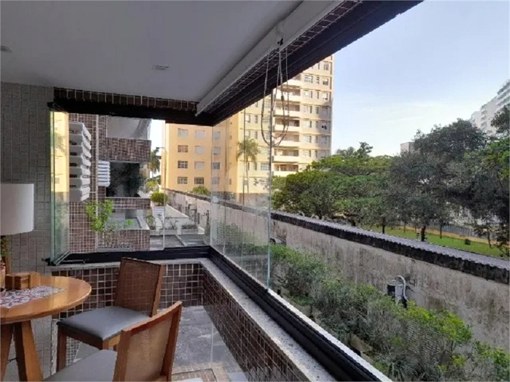 Venda Apartamento Guarujá Pitangueiras REO990583 13