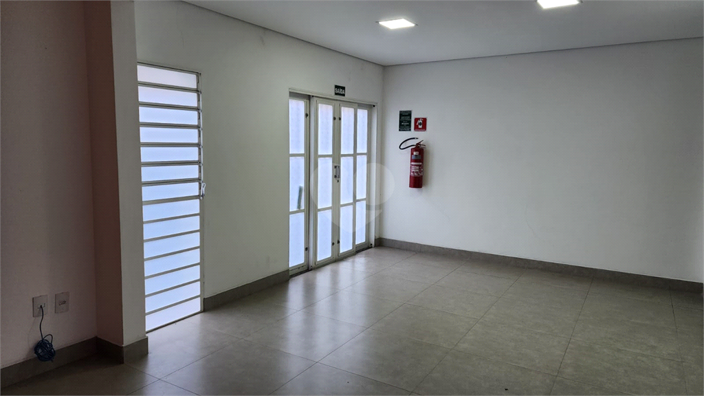 Aluguel Salão Comercial Salto Centro REO995348 40