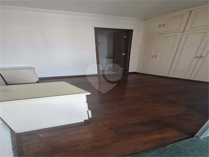 Foto REO996129