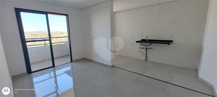 Foto REO996459