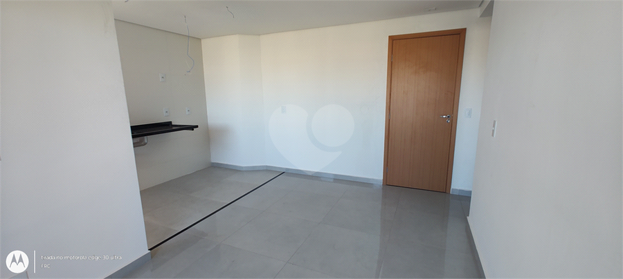 Foto REO996459
