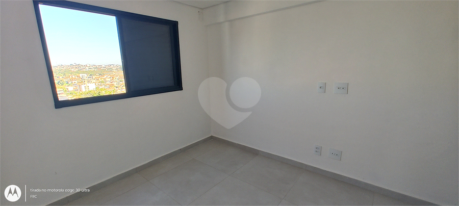 Foto REO996459