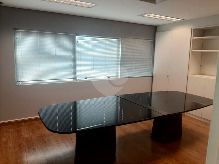 ED ITC BUSINESS SERVICE