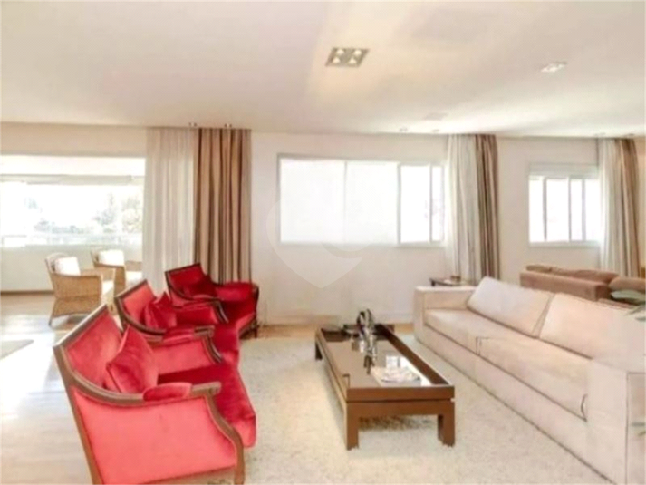 CONTEMPORÂNEO CAMPO BELO