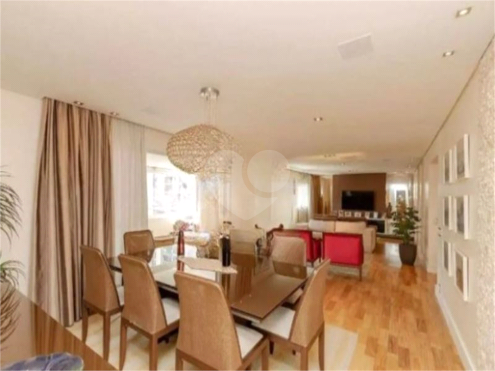 CONTEMPORÂNEO CAMPO BELO