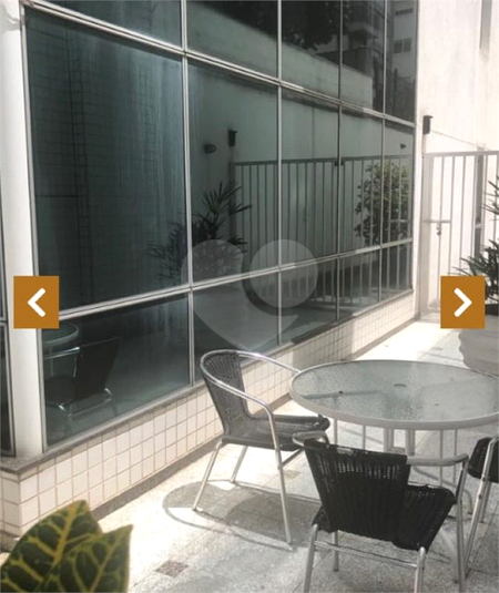 Pamplona Personal Office Building