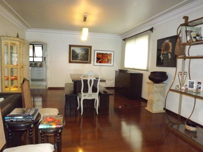 MANSÃO DAS CAMÉLIAS