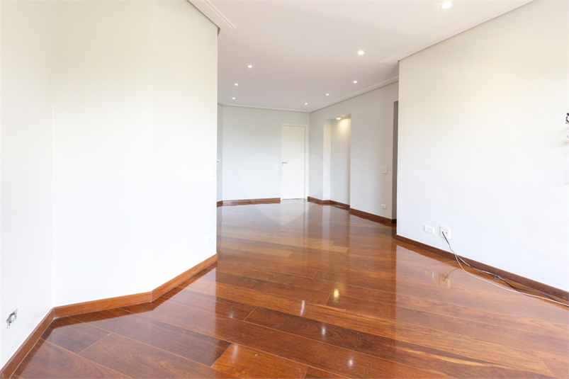 RESIDENCIAL VELAZQUEZ
