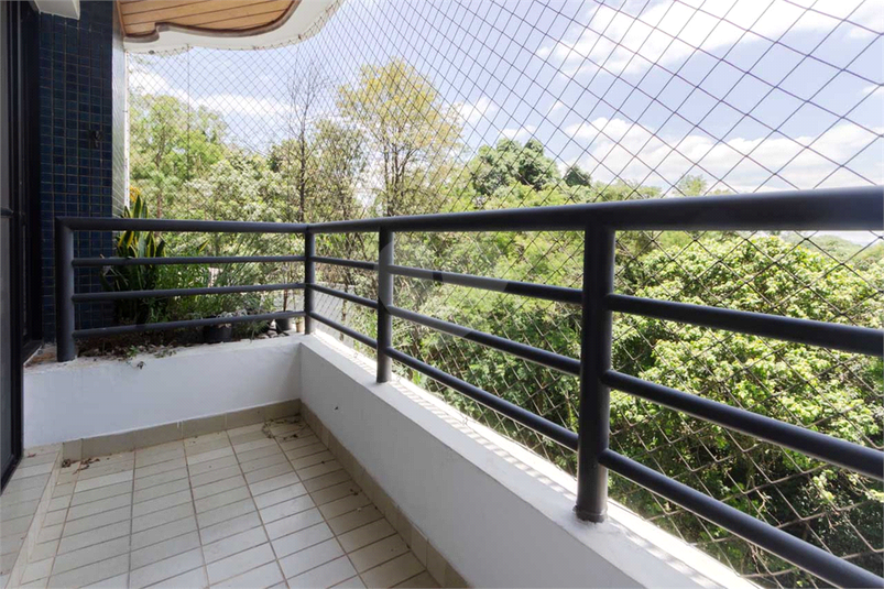 RESIDENCIAL VELAZQUEZ