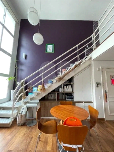 LINDENBERG LIGHT