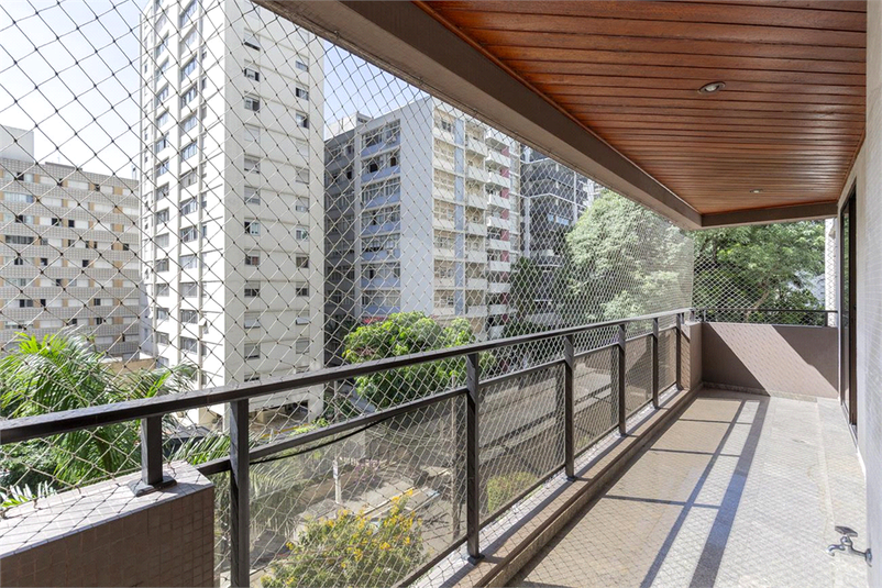 MAISON MONTPARNASSE