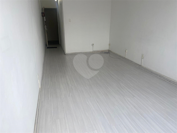 Cond. do Edificio Saens Pena