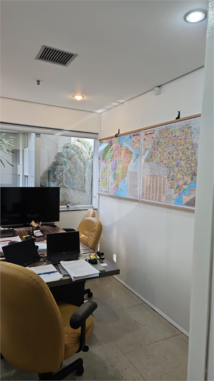 CAPITAL OFFICES