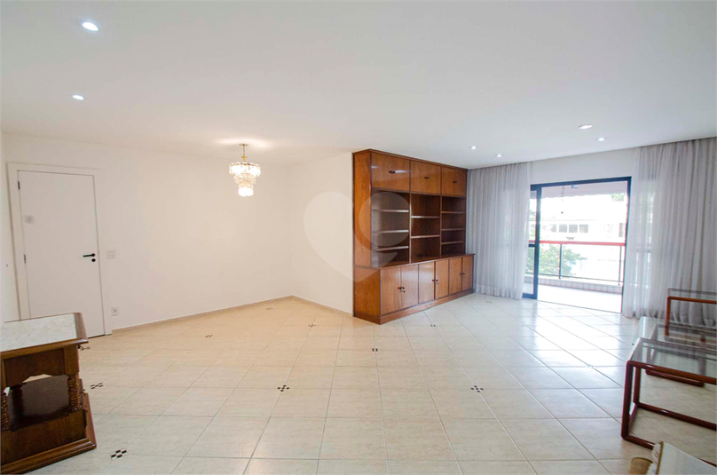 "RESIDENCIAL TIJUCA EXCELLENCE"