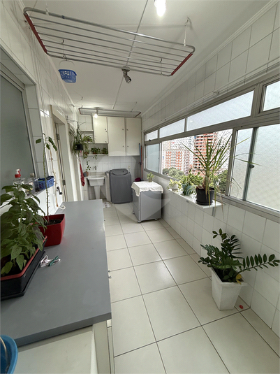 Edifício Golden Island