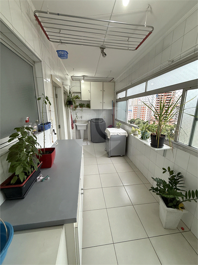 Edifício Golden Island