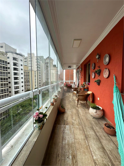 TRADIÇAO BRASILEIRA