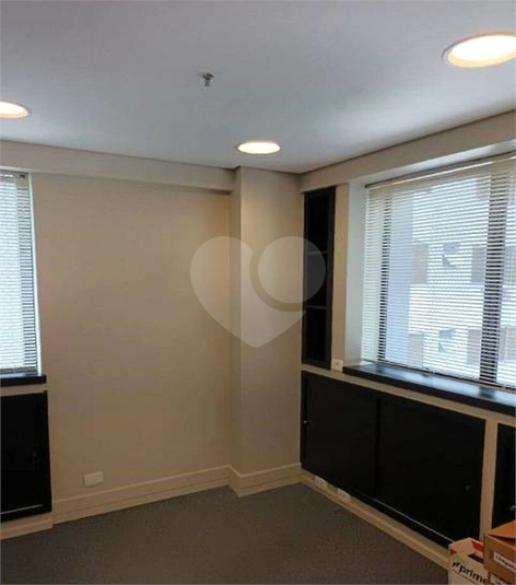 Gardens Office Center