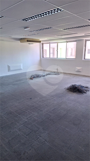 CONDOMÍNIO DAS BANDEIRAS