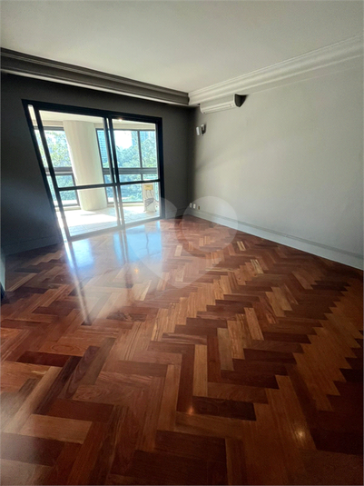 Condomínio Villaggio Panamby