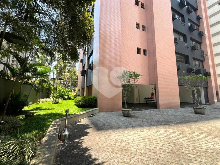 PERDIZES TRADE CENTER