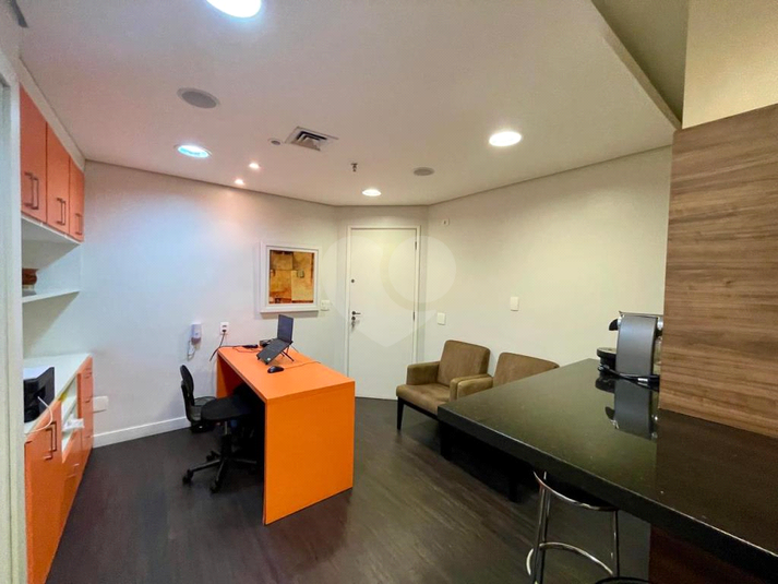 Santa Paula Office Building
