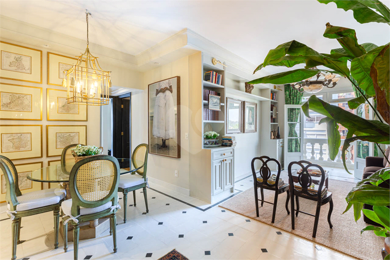 EDIFICIO QUEEN MARGARETH ROSE