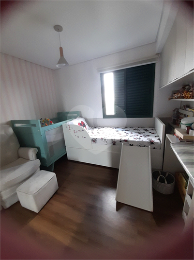 Santana's Contemporary Free Home