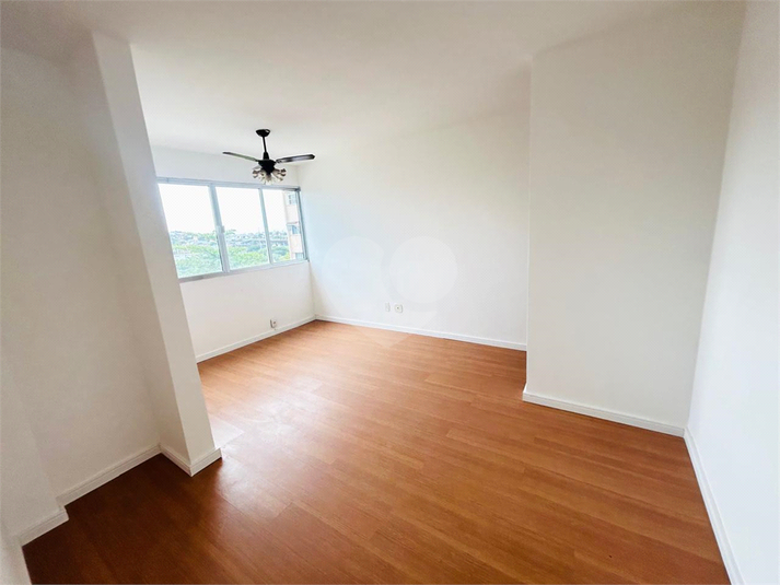 Edifício Salvador De Sá