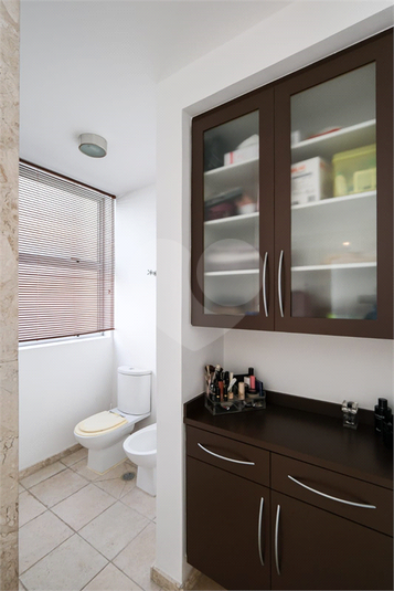 Hildebrando De Paula Almeida Prado