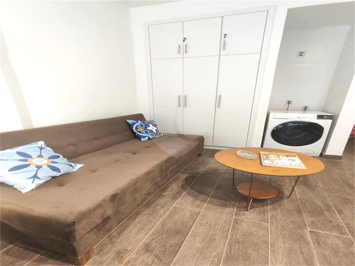 Condomínio Edifício Marques Herval