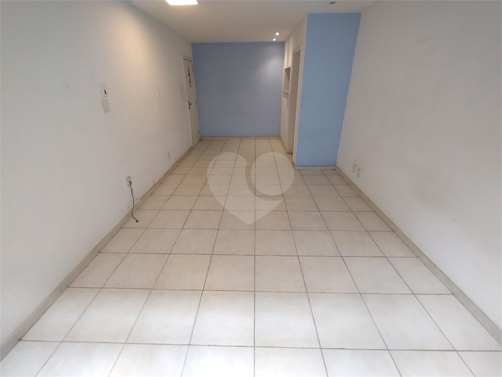 Nossa Senhora De Copacabana