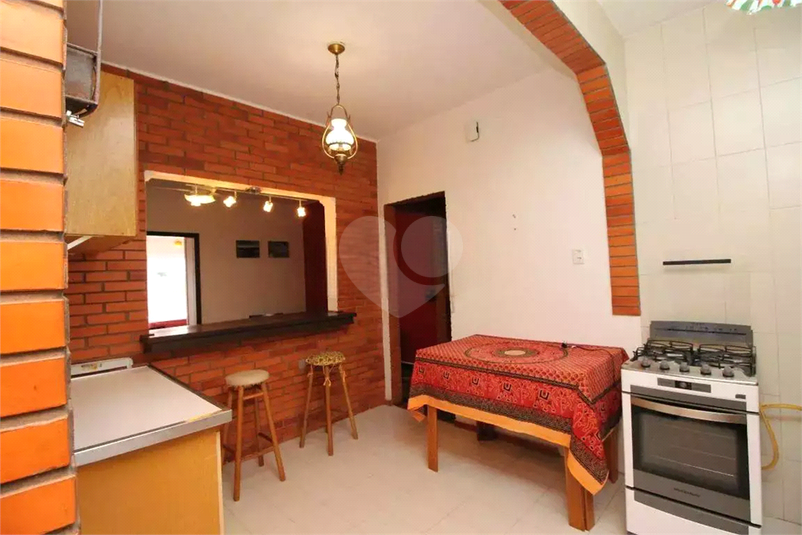 Condomínio Edificio Dona Julia