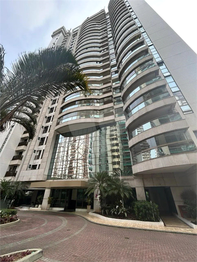 Condomínio do Edifício Torre Ernest Hemingway