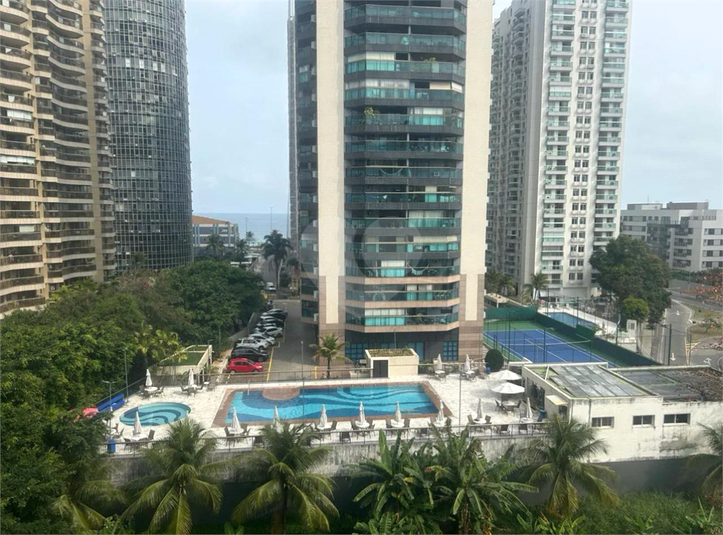 Condomínio do Edifício Torre Ernest Hemingway