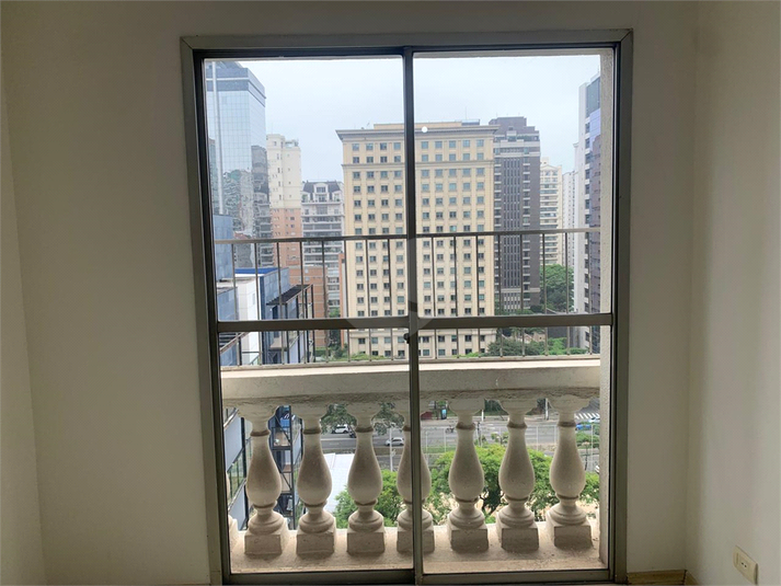 Condomínio Edifício Palazzo Del Aquila