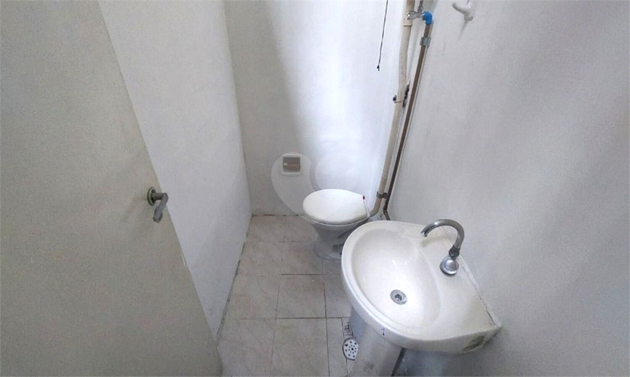 CONDOMÍNIO EDIFÍCIO BARÃO DE CHRISTINA