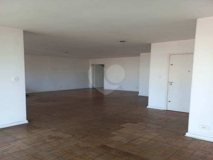 Condomínio Edifício Azalea