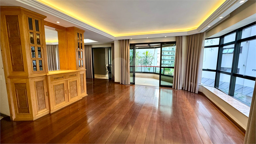 Condomínio Maple Leaf Park