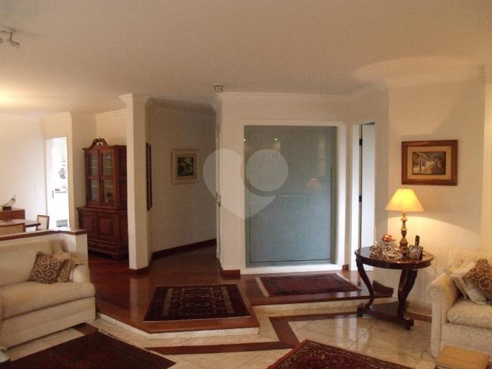 PALAZIO SAVOYA
