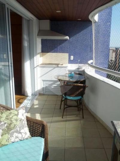 CRISTAL SKY LOUNGE
