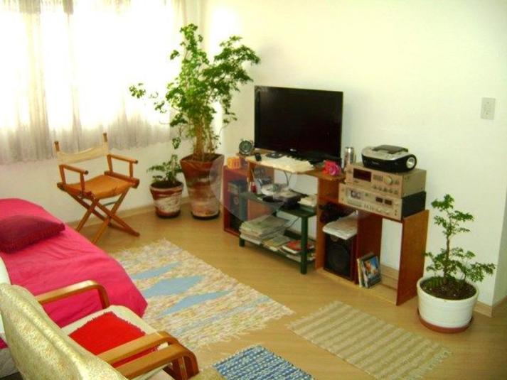 GALERIA NICOLAU TABACH