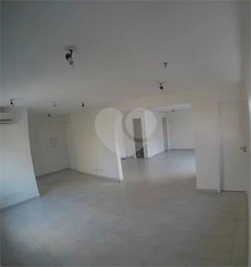 Centro Empresarial Turiassu