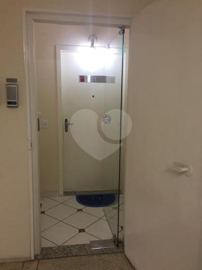 Edifício Das Bandeiras