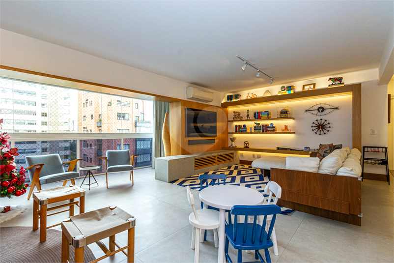 MAISON PLACE ETOILE