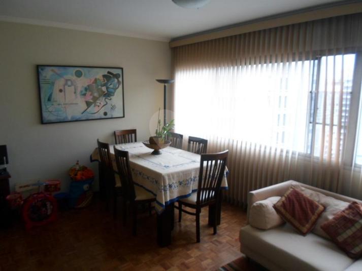 ADRIANA MARGARIDA PRESTES MAIA FERNANDES