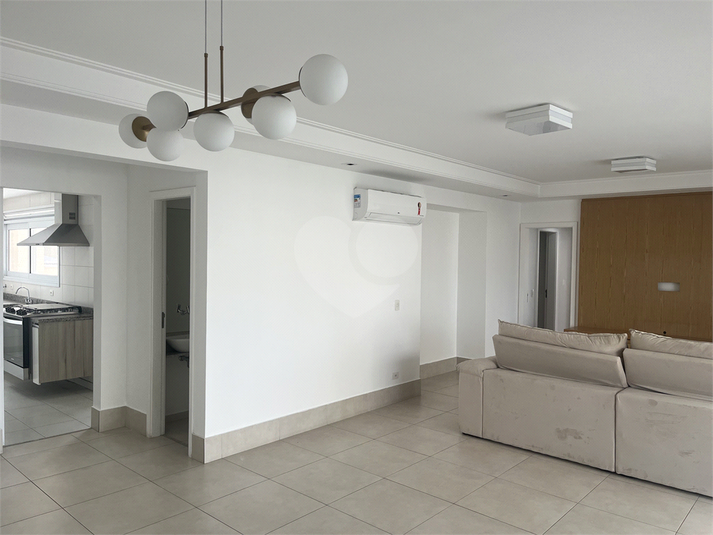 AVANCE VILA ROMANA