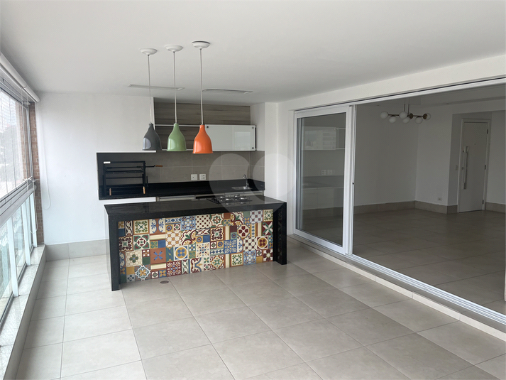 AVANCE VILA ROMANA