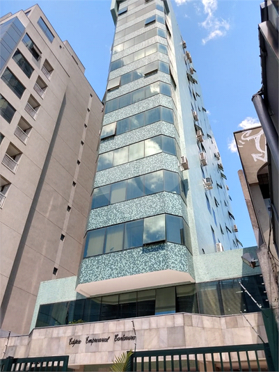 ED. EMPRESARIAL CANTAREIRA.