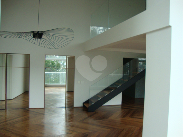 Wide View